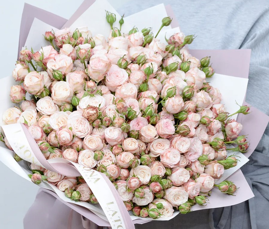 Bouquet "Appolo" with  Peony Roses