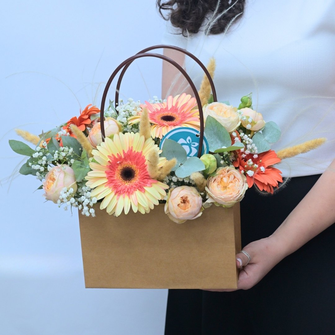 Crème Brûlée — Cream Gerbera & Peony Rose Bouquet in Craft Bag