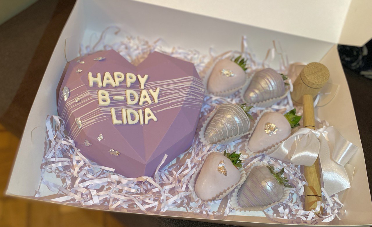 Chocolate heart with strawberries