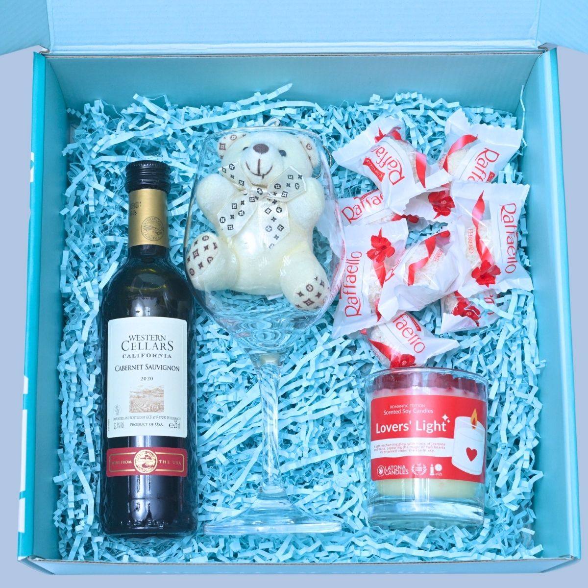 Նվերի տուփ՝ Raffaello & Western Cellars