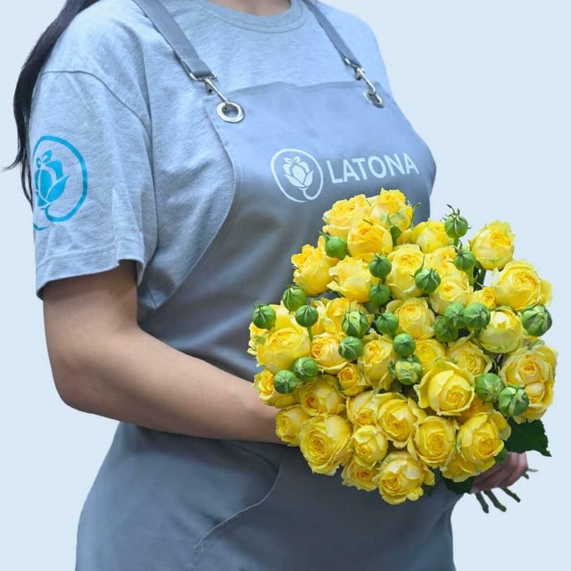 Bouquet with Catalina Yellow Spray Roses