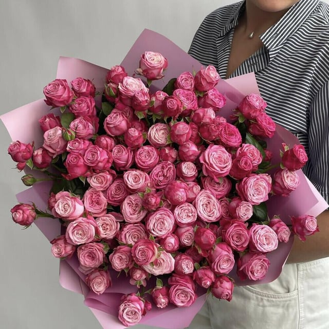 Bouquet "Lala" with spray roses