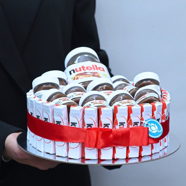 Nutella & Kinder Gift Round