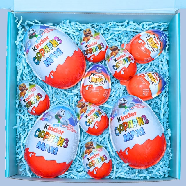 Gift box with Kinder Surprises