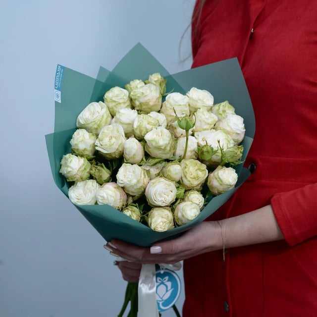 Bouquet "Givenchy" with Peony Spray Roses