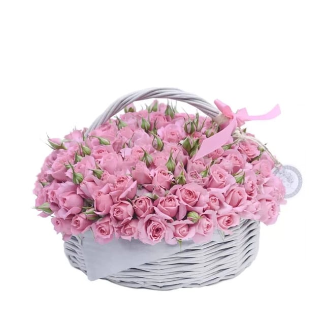 Pink roses Helene in a basket